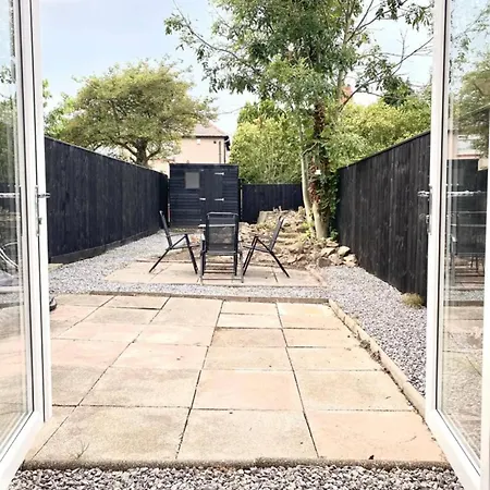 Spacious, Garden, Netflix, Near City Newcastle upon Tyne Exterior photo